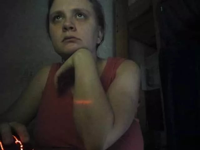 esterjohns on BongaCams 