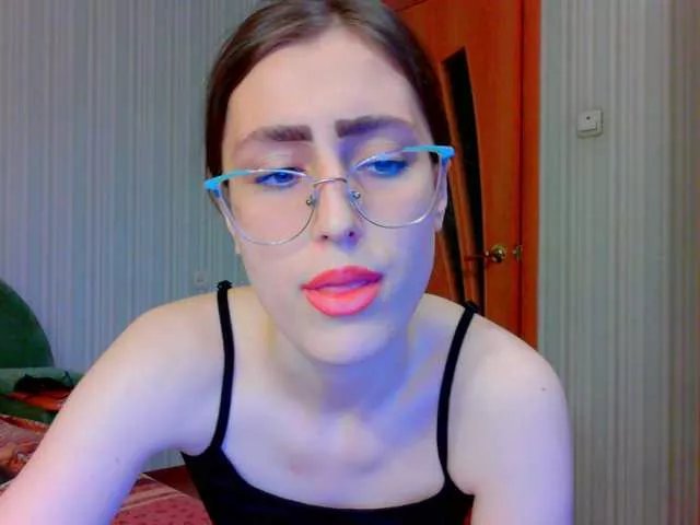 kiska-kira on BongaCams 