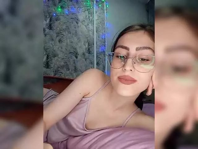 kiska-kira on BongaCams 
