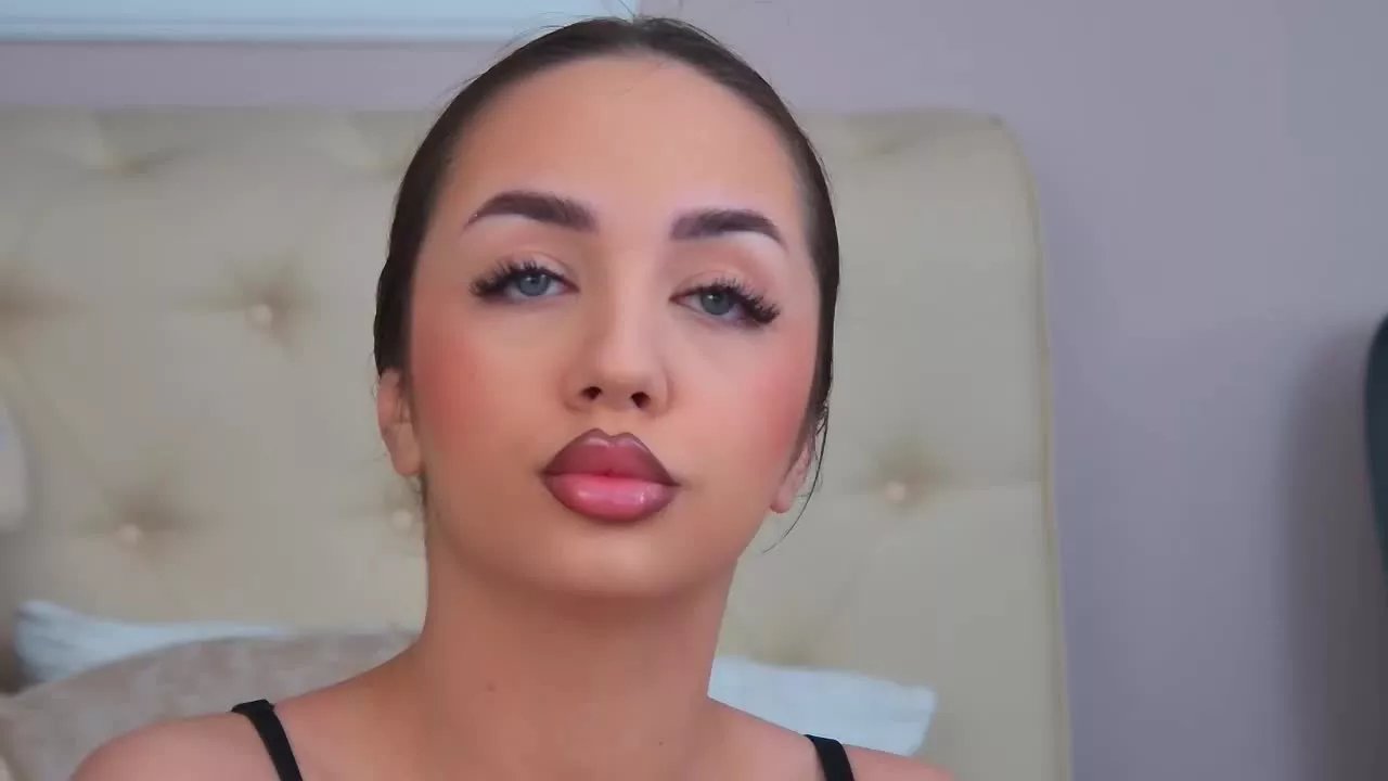 RebekaRusso on Streamray 