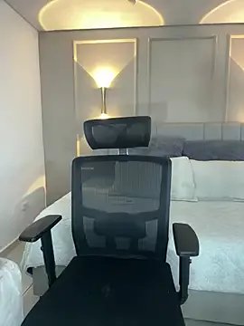 Miss_blue69 on StripChat 