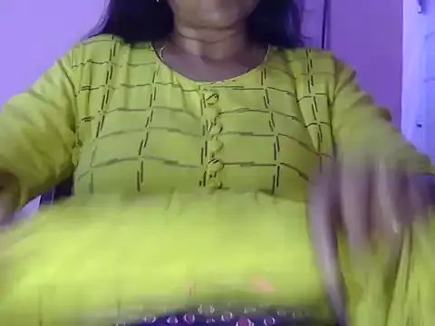 Pooja-suman on StripChat 