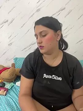 saray_gomez22 on StripChat 